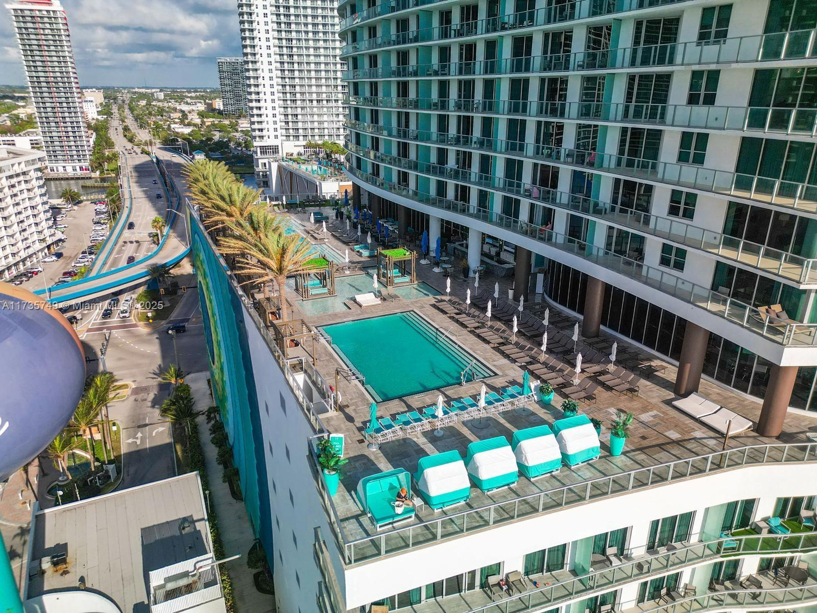 4111 SOUTH OCEAN DRIVE CO - Residential