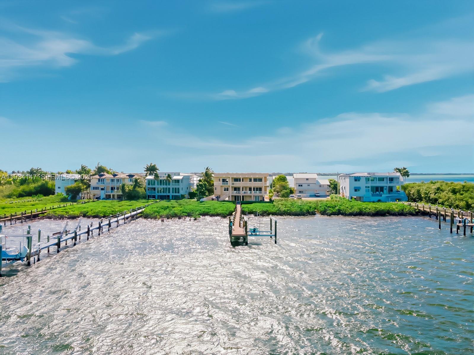 BUCCANEER PT (LARGO SOUND - Residential