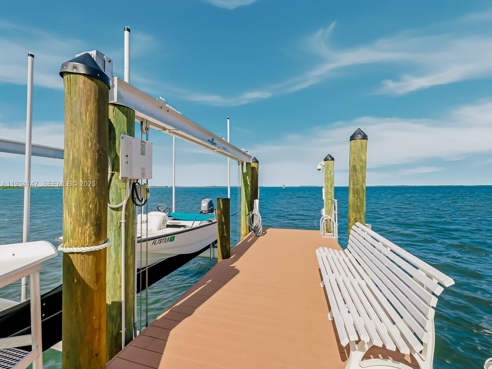 BUCCANEER PT (LARGO SOUND - Residential