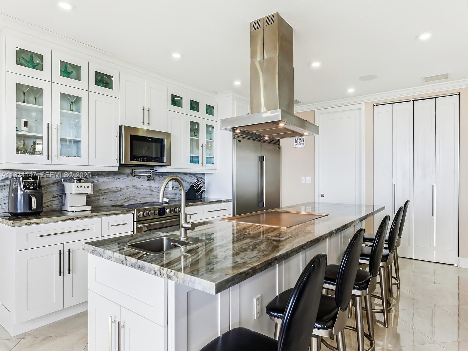 BUCCANEER PT (LARGO SOUND - Residential