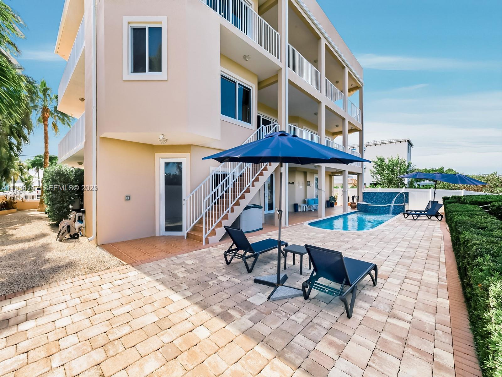 BUCCANEER PT (LARGO SOUND - Residential