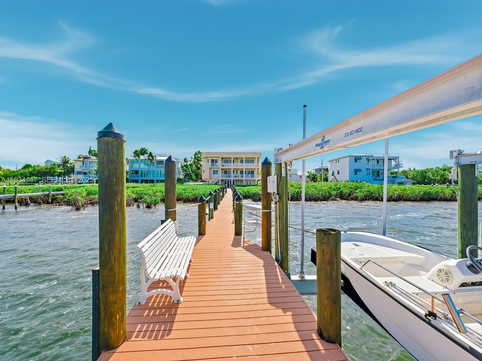 BUCCANEER PT (LARGO SOUND - Residential