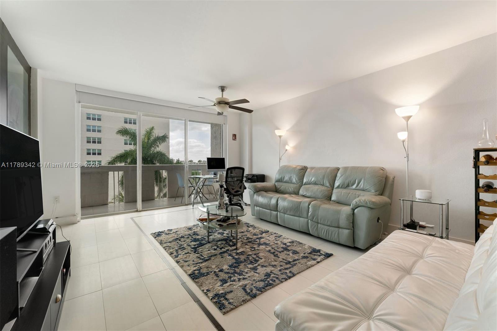 800 West Ave 720