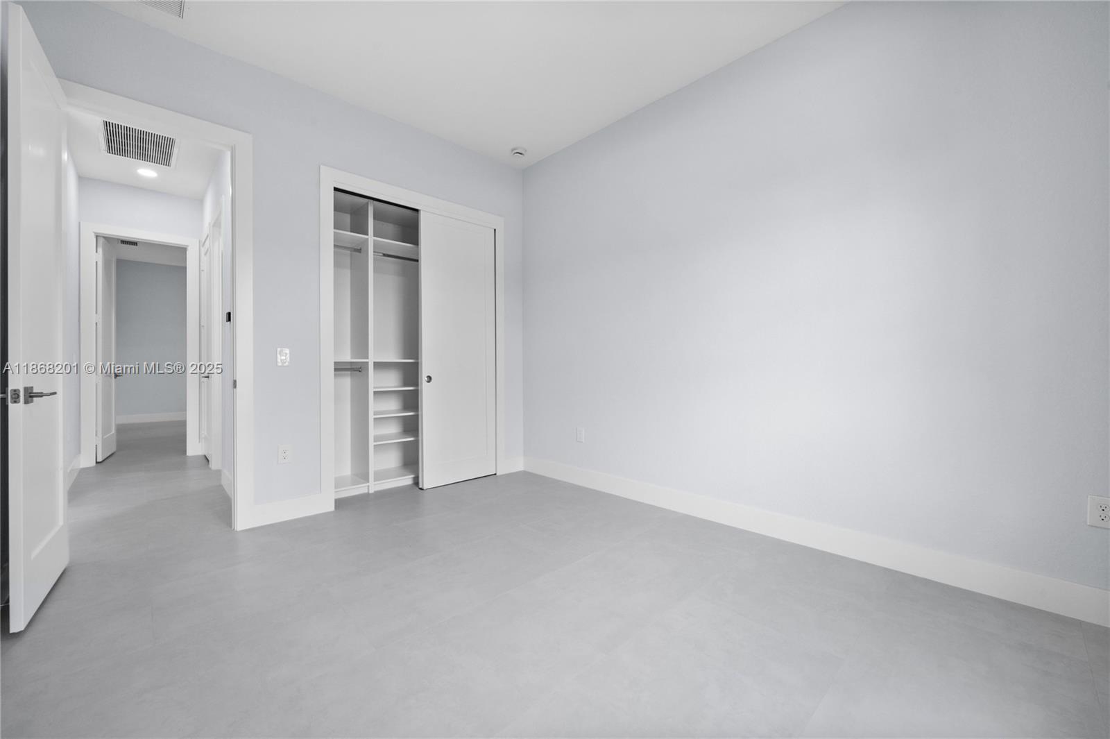 GOLDEN GATES ESTATES - Residential