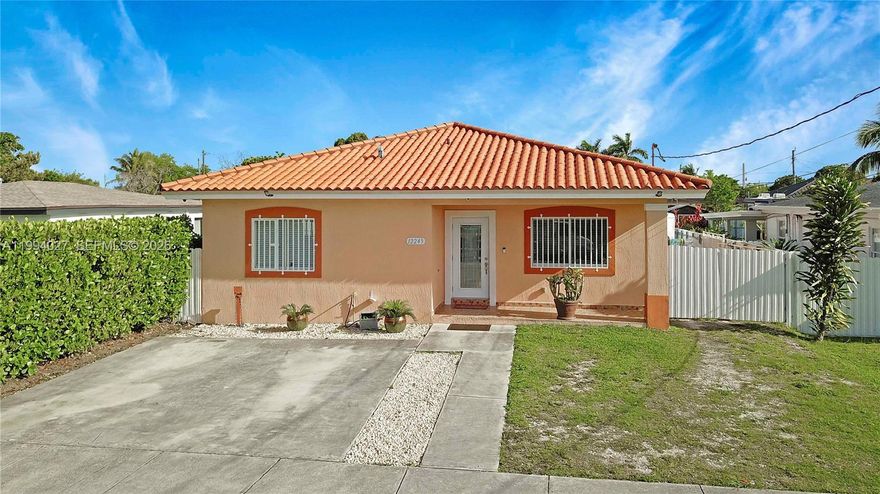 Built in 2007, 3 bed 2 bath house on a 7,100-sq.-ft. lot in Miami (Goulds). Well maintained with this 1,494-sq.-ft., upgrade kitchen, ample spaces and terrace. Plenty of backyard; currently occupied with a big container used as a shop and available for sale, if you don’t want it, the seller will remove it. An outside kitchen ready for entertaining. Great terrace overlooking the backyard. Very close to shopping, roadways, schools, and much more. Quiet neighborhood with great neighbors.