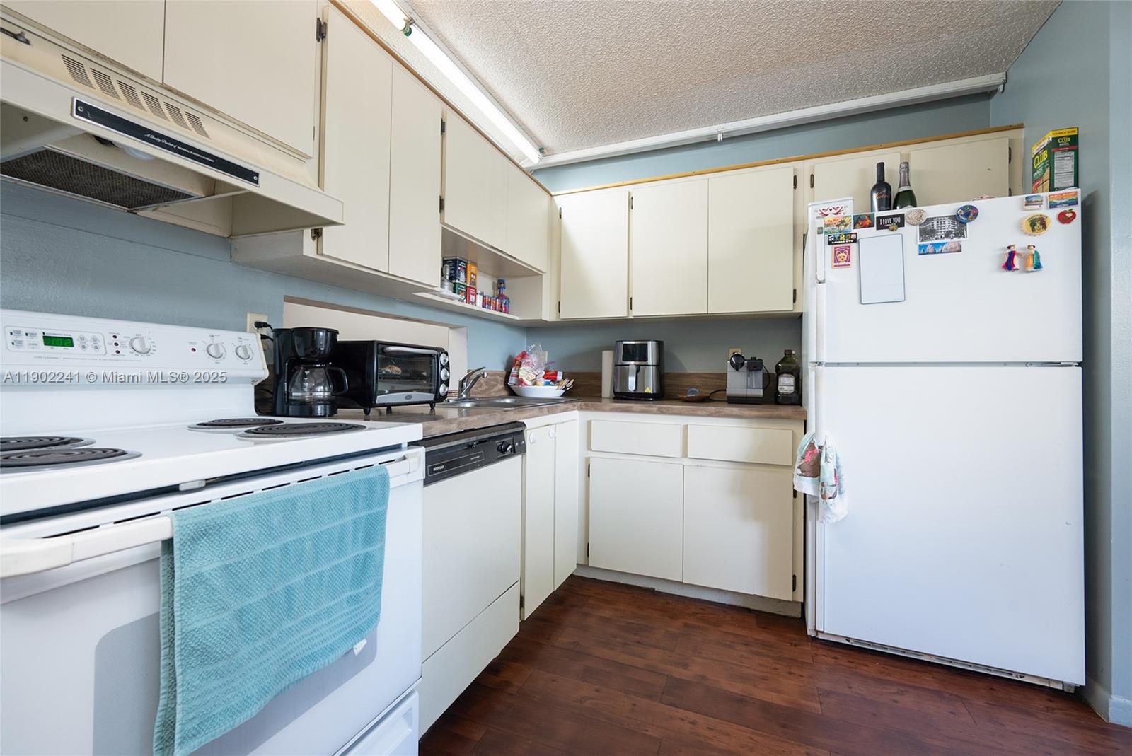 LAKEWOOD EAST SEC 1 - Residential