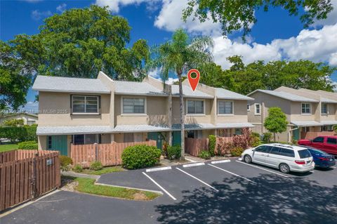 802 Banks Rd Coconut Creek FL 33063