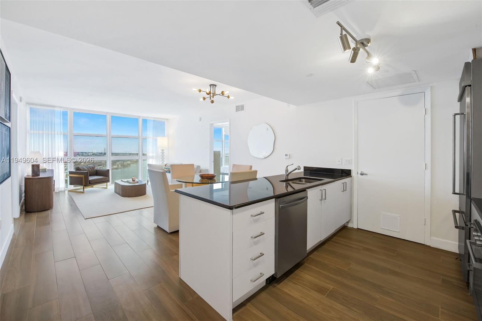 50 BISCAYNE CONDO - Residential