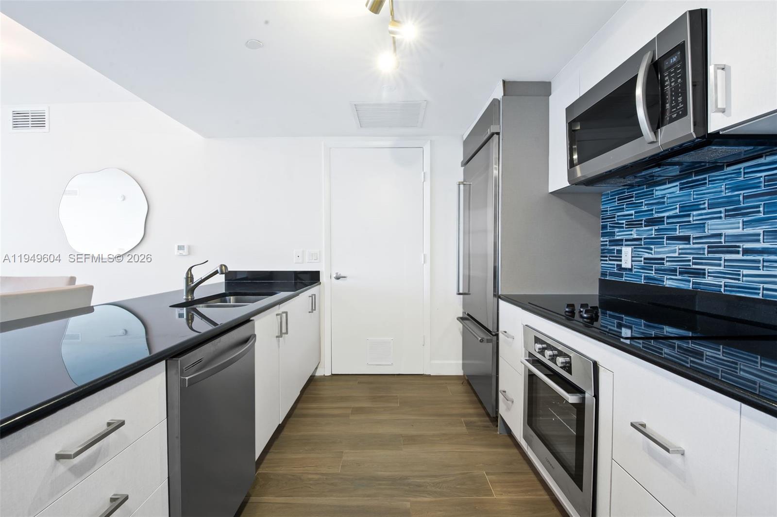 50 BISCAYNE CONDO - Residential