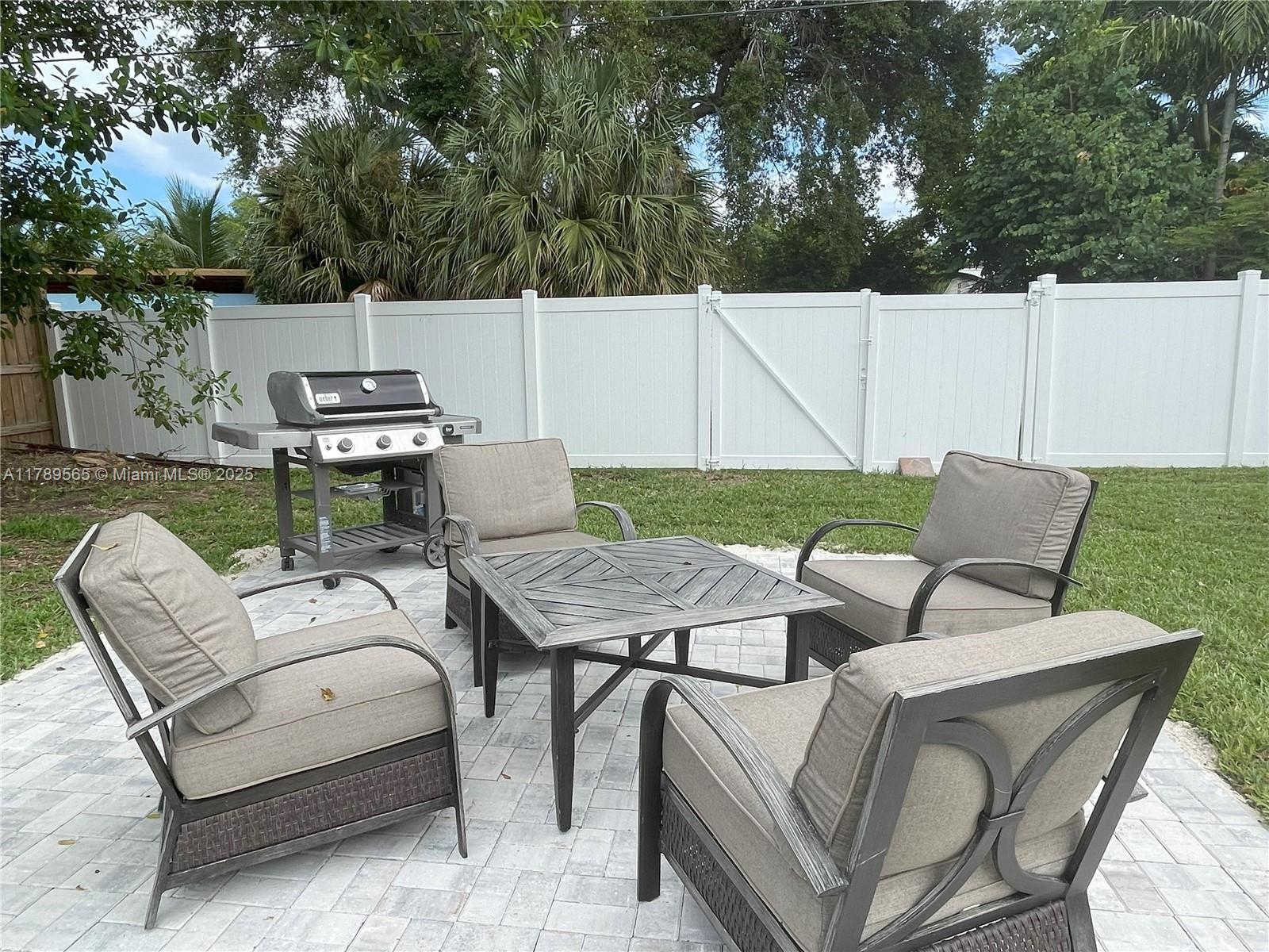 LAKE WORTH TOWN OF ADD 1 - Residential Lease