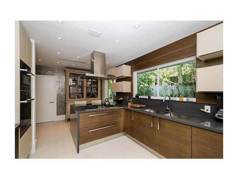 CRYSTAL BLUFF - Residential