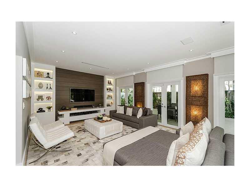 CRYSTAL BLUFF - Residential