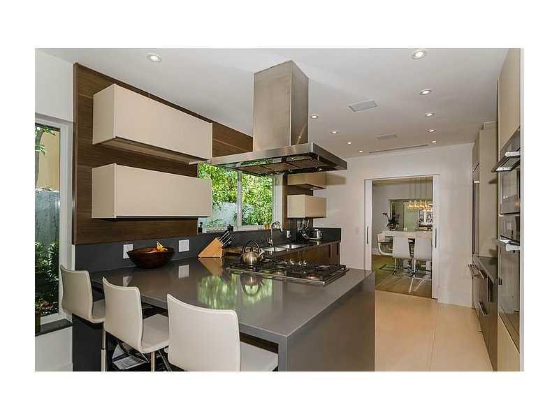 CRYSTAL BLUFF - Residential