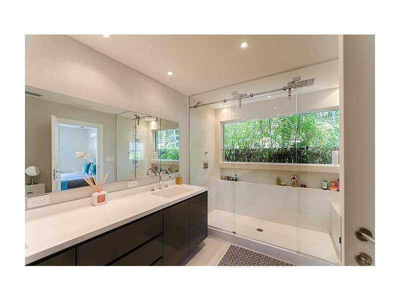 CRYSTAL BLUFF - Residential