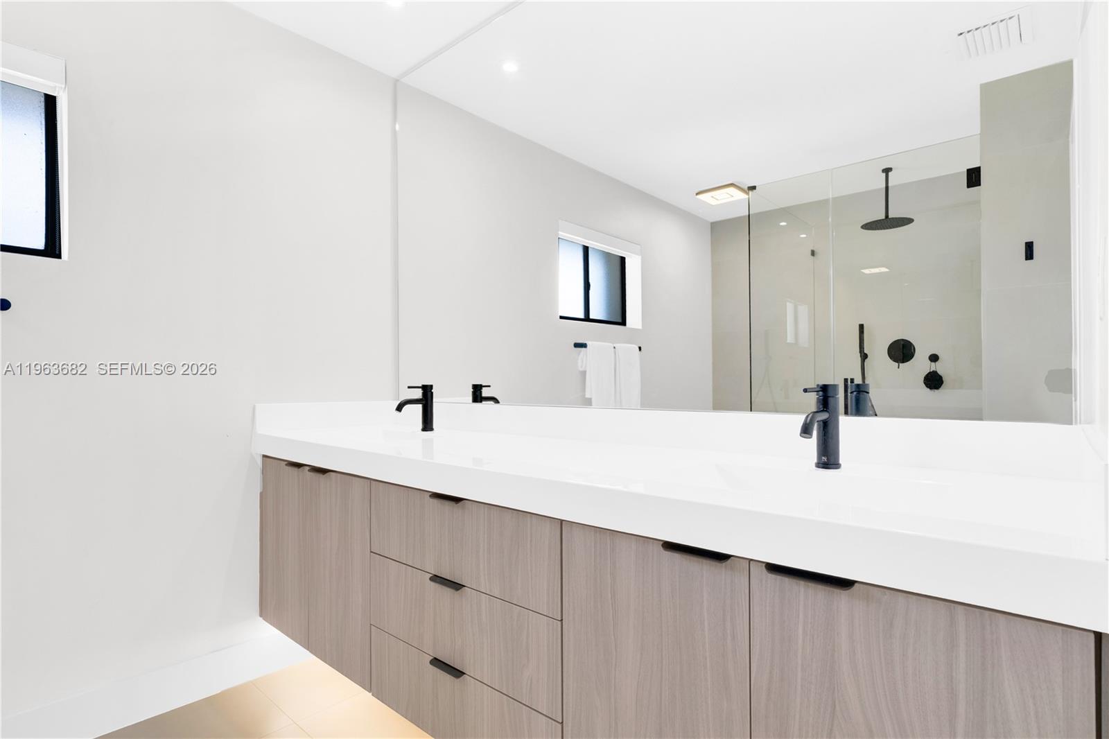 OLD CUTLER COMMON UNIT 2 - Residential