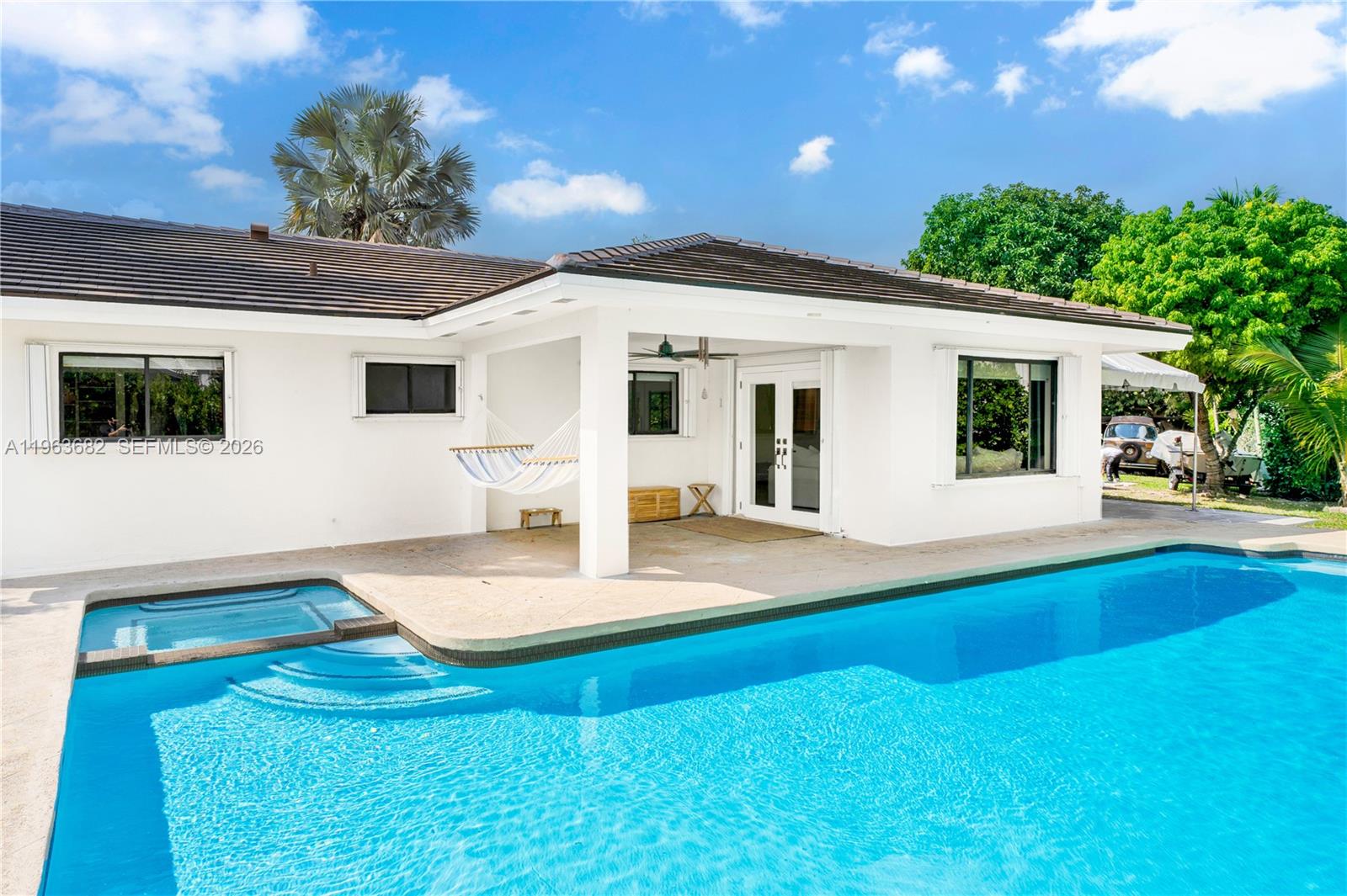 OLD CUTLER COMMON UNIT 2 - Residential