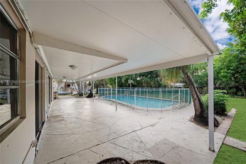 Single Family Residence in Hollywood FL 5009 Tyler St St 25.jpg