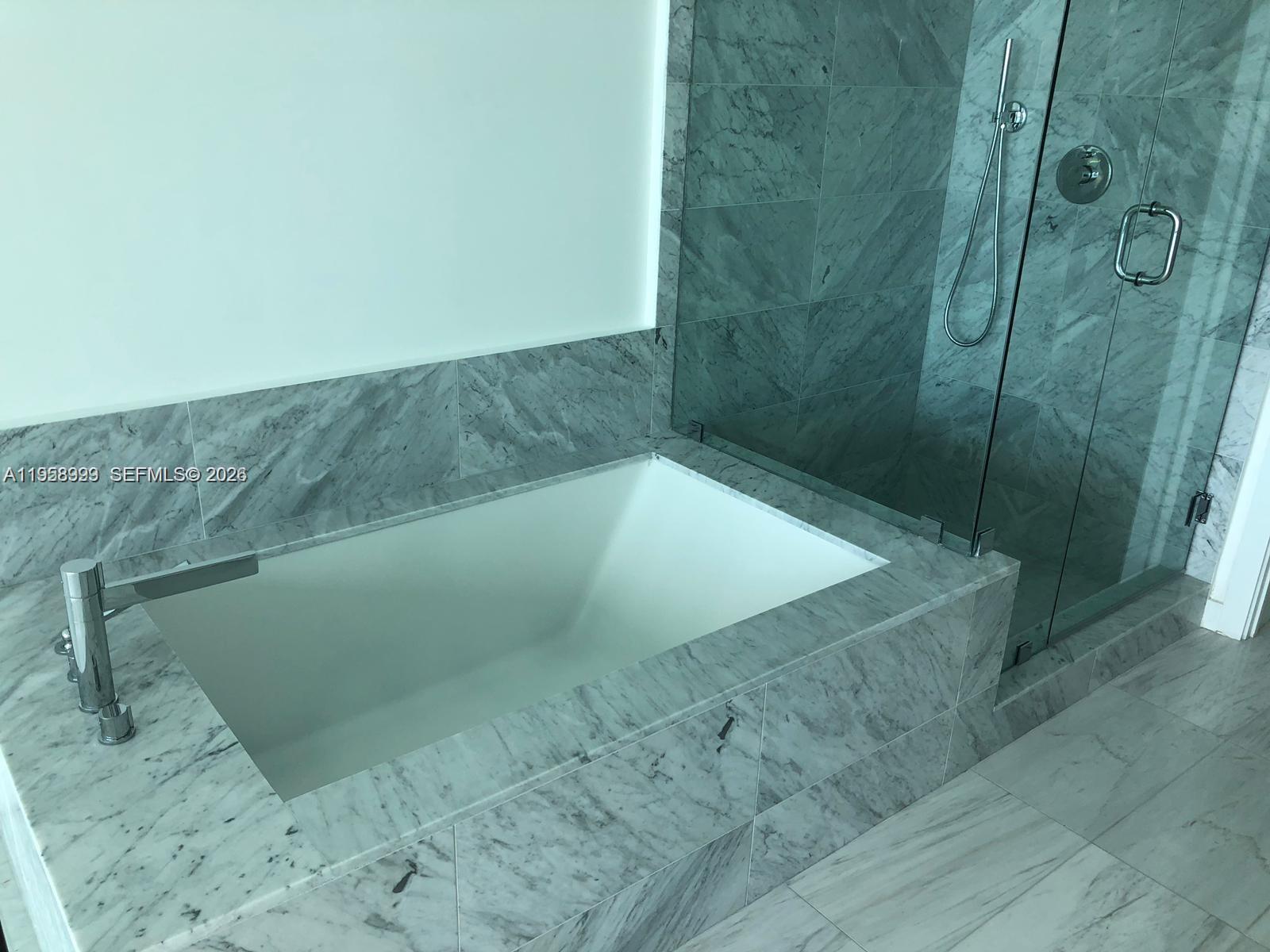 GRAN PARAISO CONDO - Residential Lease