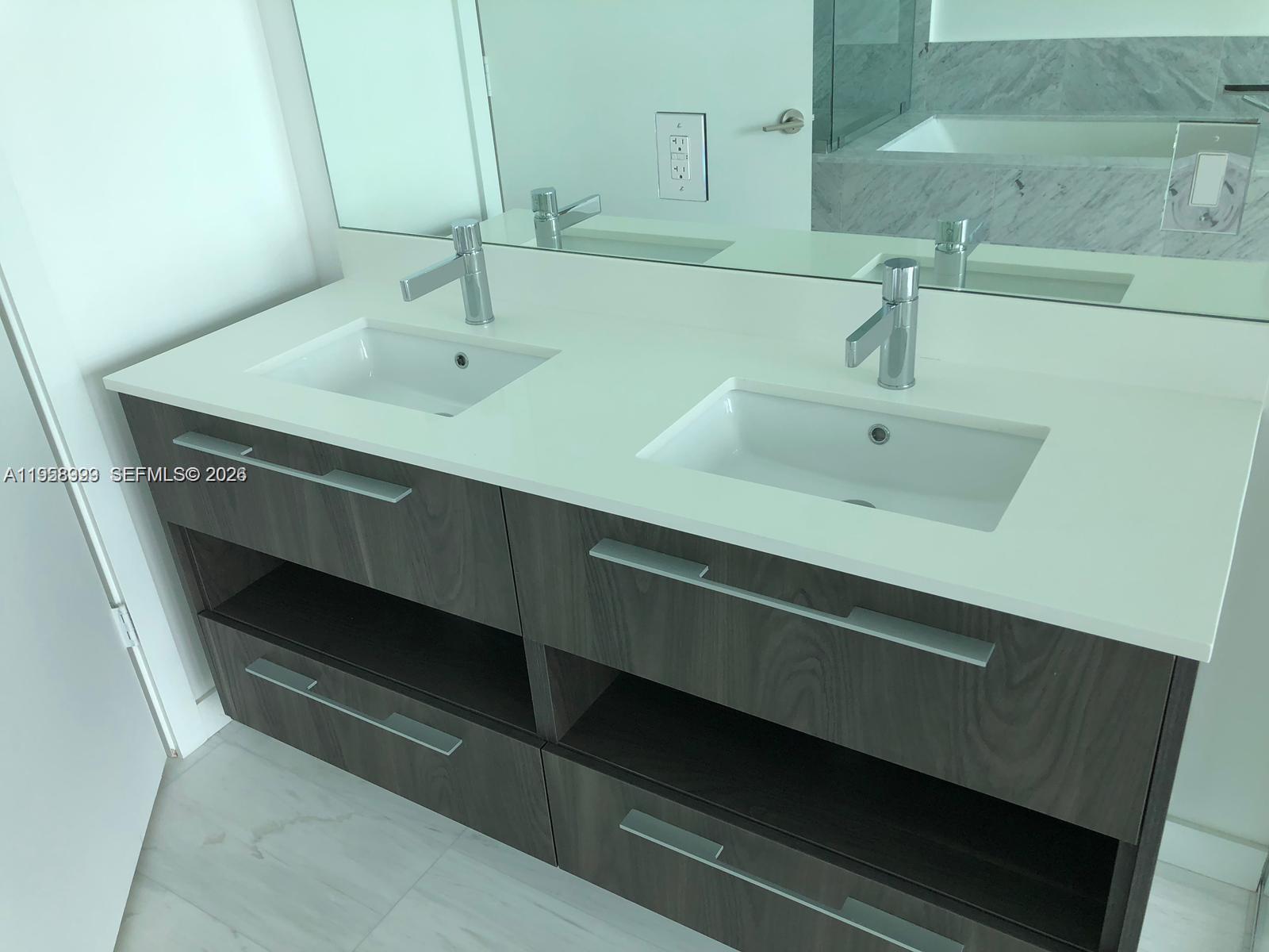 GRAN PARAISO CONDO - Residential Lease