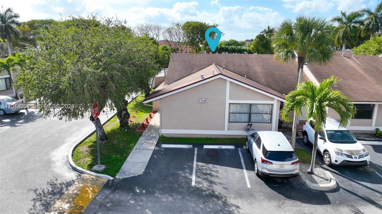 KENDALAIRE VILLAS CONDO - Residential