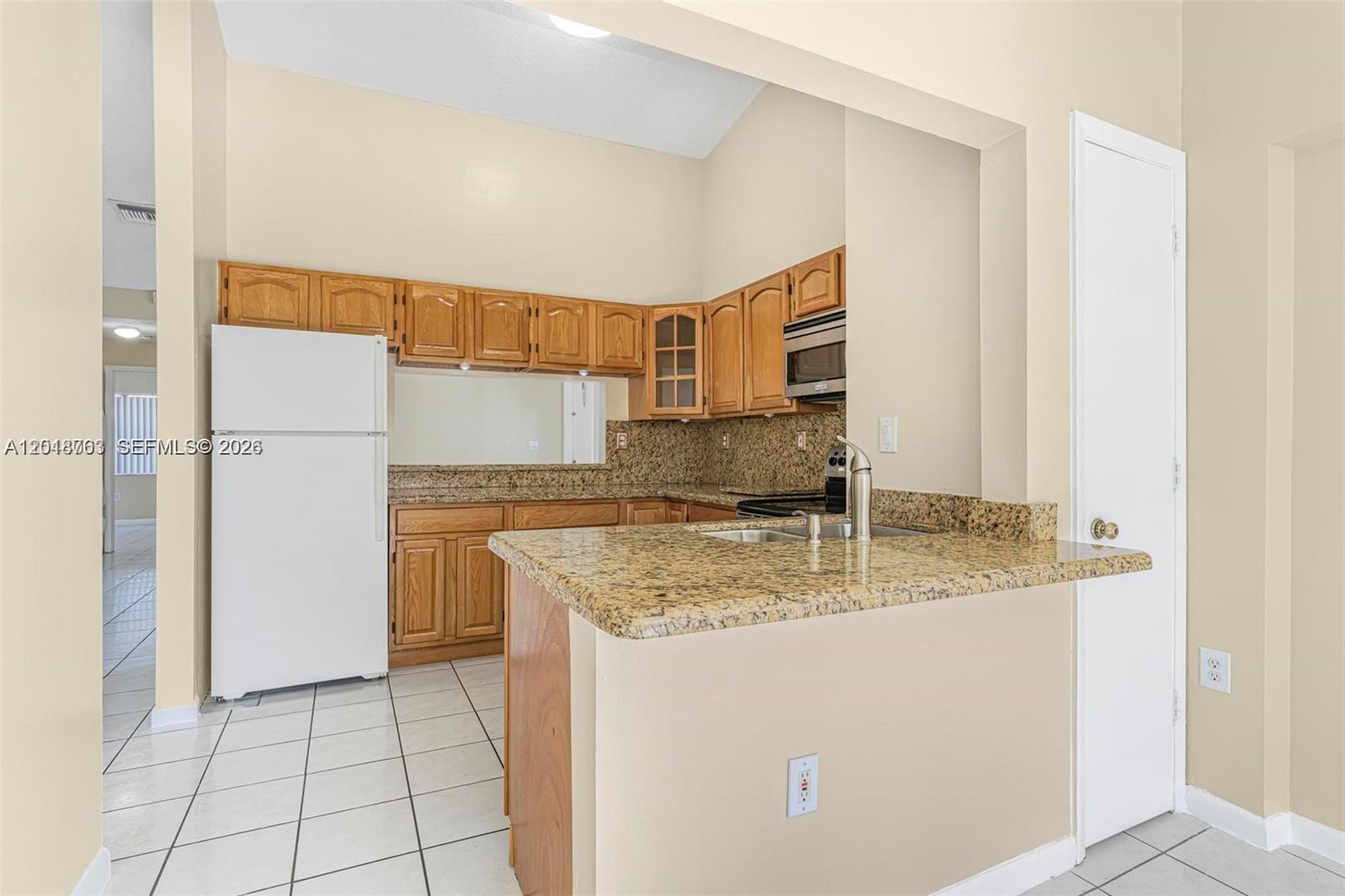 KENDALAIRE VILLAS CONDO - Residential