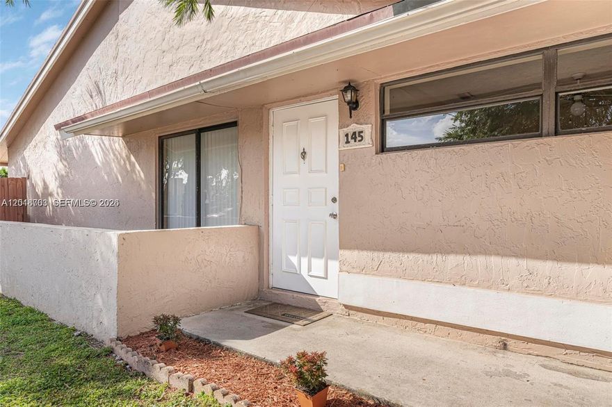 Beautiful Property and Amazing Location, located in the highly sought area in Kendalaire Villas. This property consist of 1,240 sqft with three bedrooms, two baths and is a single story open concept home. Property also features high ceiling, granite kitchen countertops, washer, dryer, all of the rooms have Walk-In Closets also have a large backyard and balcony. A very peaceful area for walking while enjoying the view of a relaxing lake. It is appealing for both buyers and investors. Property is conveniently, located close to many restaurants, shops, pharmacies, hospitals and great schools