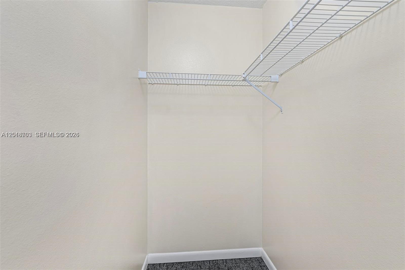 KENDALAIRE VILLAS CONDO - Residential