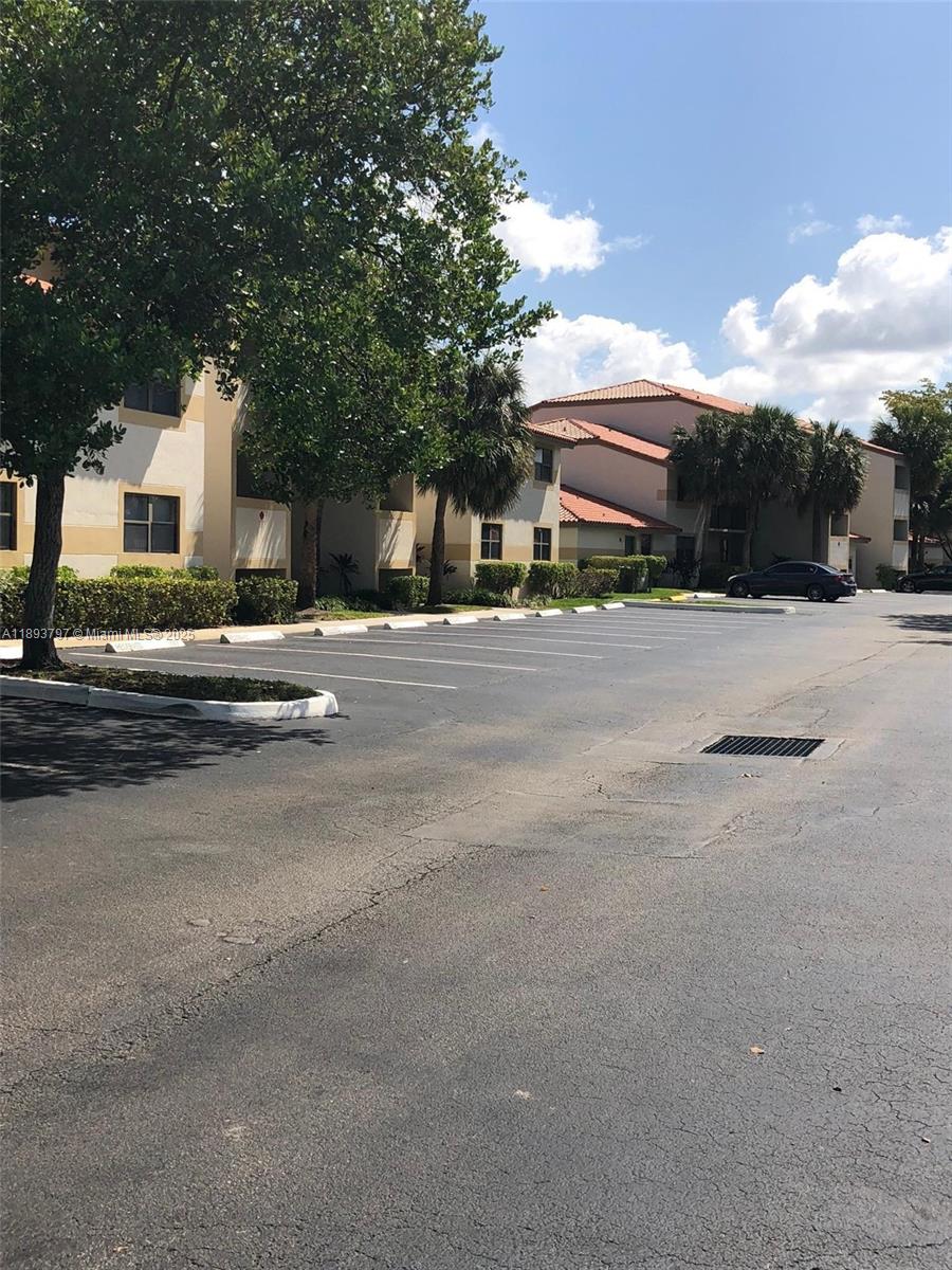 VILLAS DE VENEZIA CONDO - Residential
