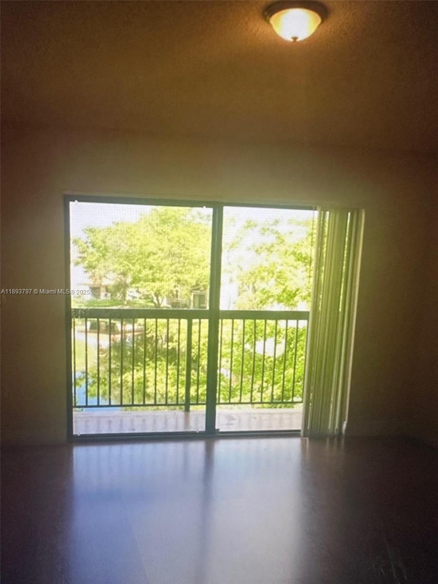 VILLAS DE VENEZIA CONDO - Residential