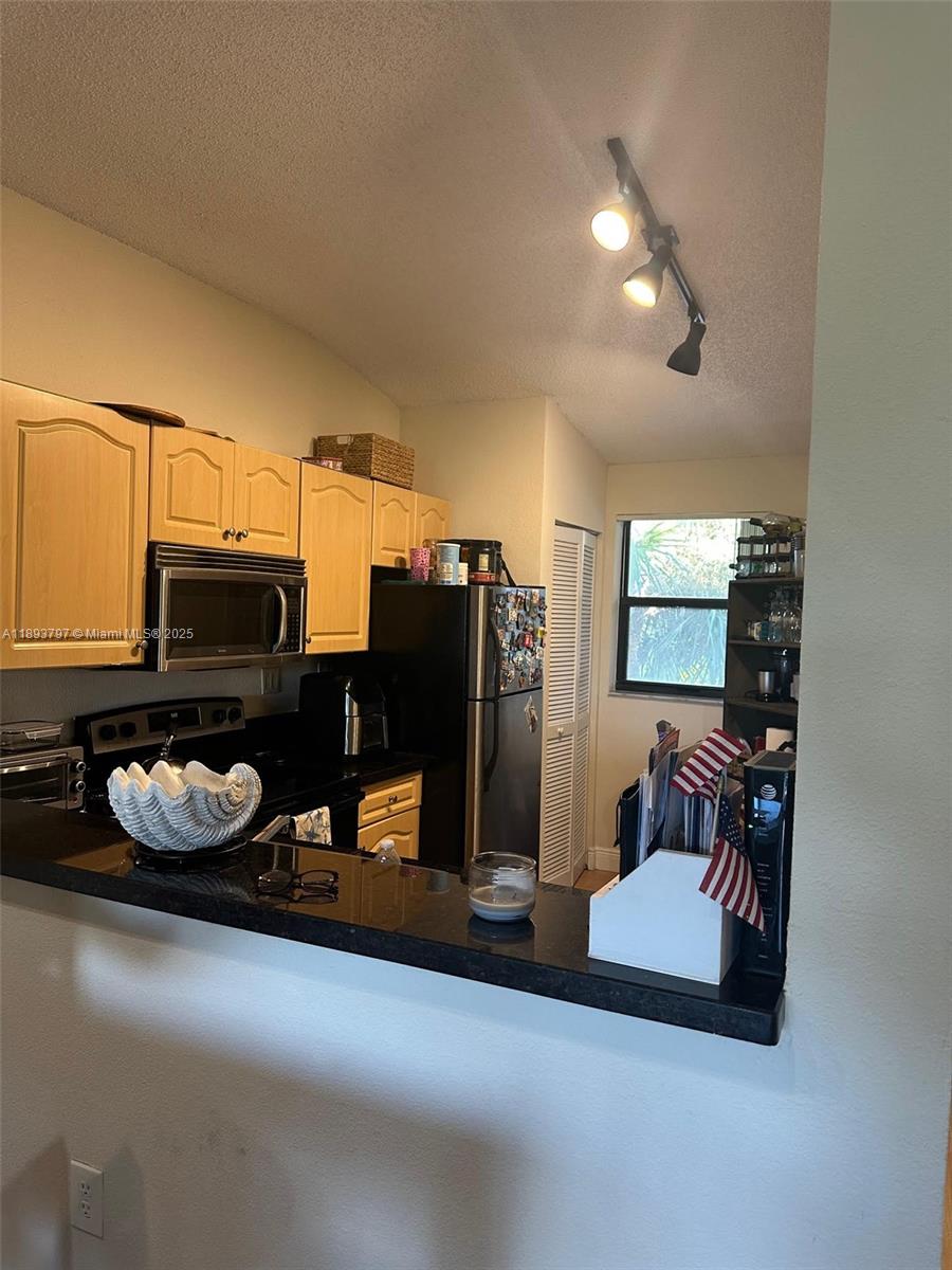 VILLAS DE VENEZIA CONDO - Residential