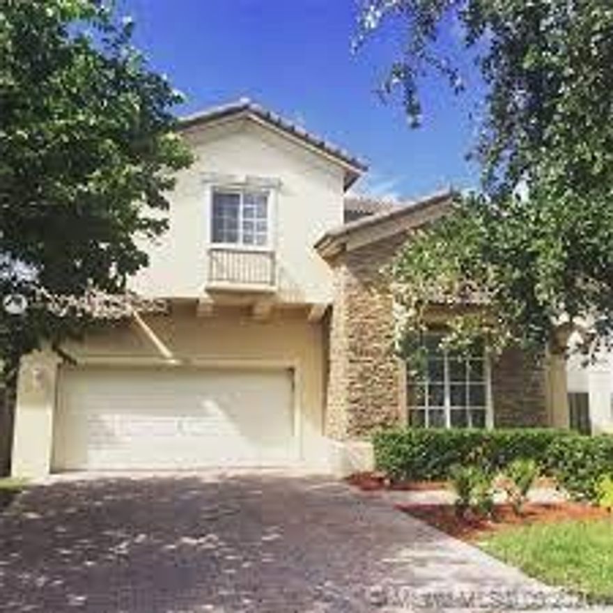 *** GREAT COMBINATION OF 4 BEDROOM 2 1/2 BATH AND 2-CAR GARAGE WITH PANORAMIC VIEW OF 10-ACRE LAKE & PRESERVE BEHIND THE HOUSE *** BEAUTIFUL SUNSET VIEWS & SOUTH EASTERLY BREEZE FOR GREAT ENTERTAINING *** DOWNSTAIRS FEATURES OPEN KITCHEN & FAMILY ROOM - ALL TILE - UPSTAIRS BEDROOMS HAVE WOOD LAMINATE *** THE ENCLAVE AT ISLES OF BAYSHORE FEATURES PRIVATE SECURITY, STATE-OF-THE-ART CLUBHOUSE WITH POOL, GYM, WALK PATHS, CHILDREN'S PARK AND MUCH MORE ***LOCATED IN RECENTLY INCORPORATED CUTLER BAY CLOSE TO GOVERNMENT TOWN CENTER, CUTLER BAY HIGH SCHOOL, AND POPULAR BLACK POINT MARINA ***