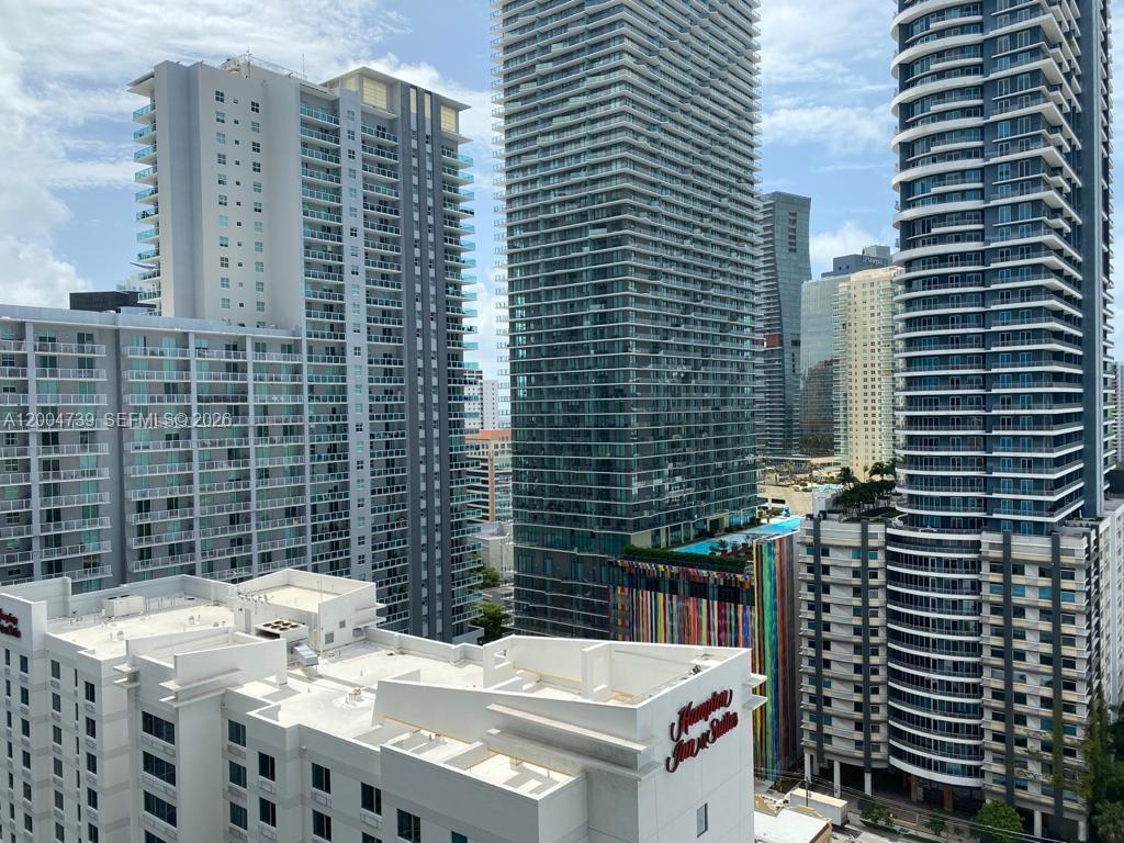 THE AXIS ON BRICKELL COND - Residential Lease