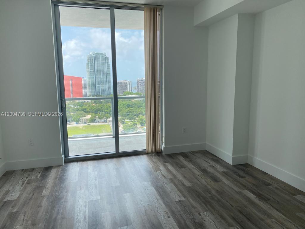 THE AXIS ON BRICKELL COND - Residential Lease