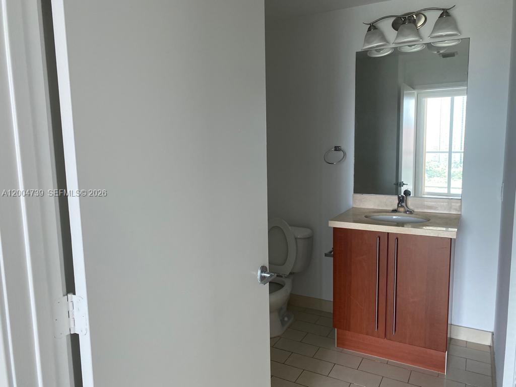 THE AXIS ON BRICKELL COND - Residential Lease