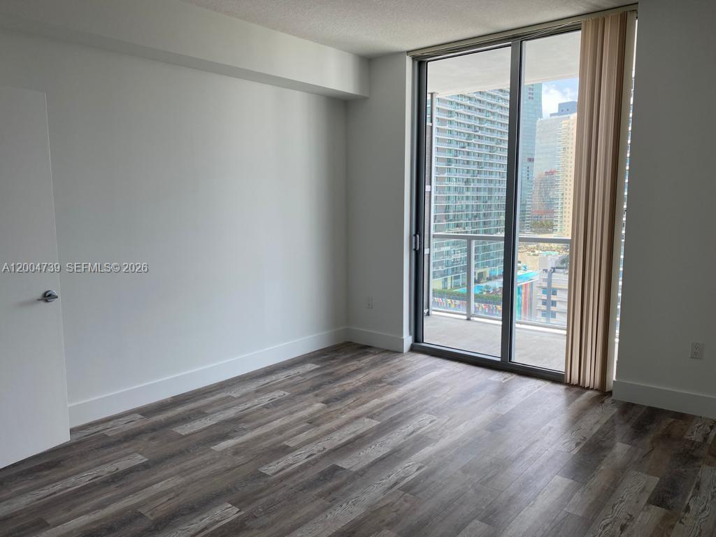 THE AXIS ON BRICKELL COND - Residential Lease