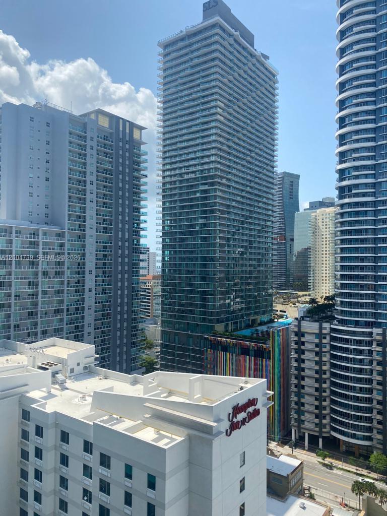 THE AXIS ON BRICKELL COND - Residential Lease