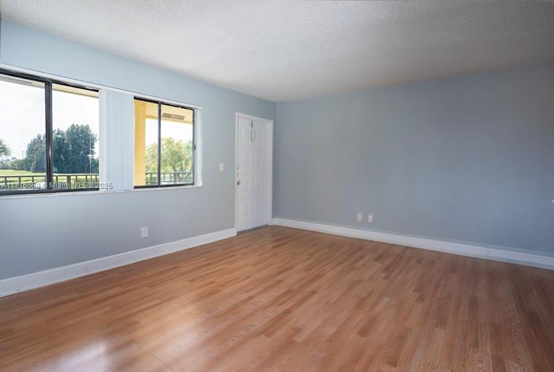 MEADOWS ON THE GREEN COND - Residential