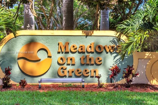MEADOWS ON THE GREEN COND - Residential