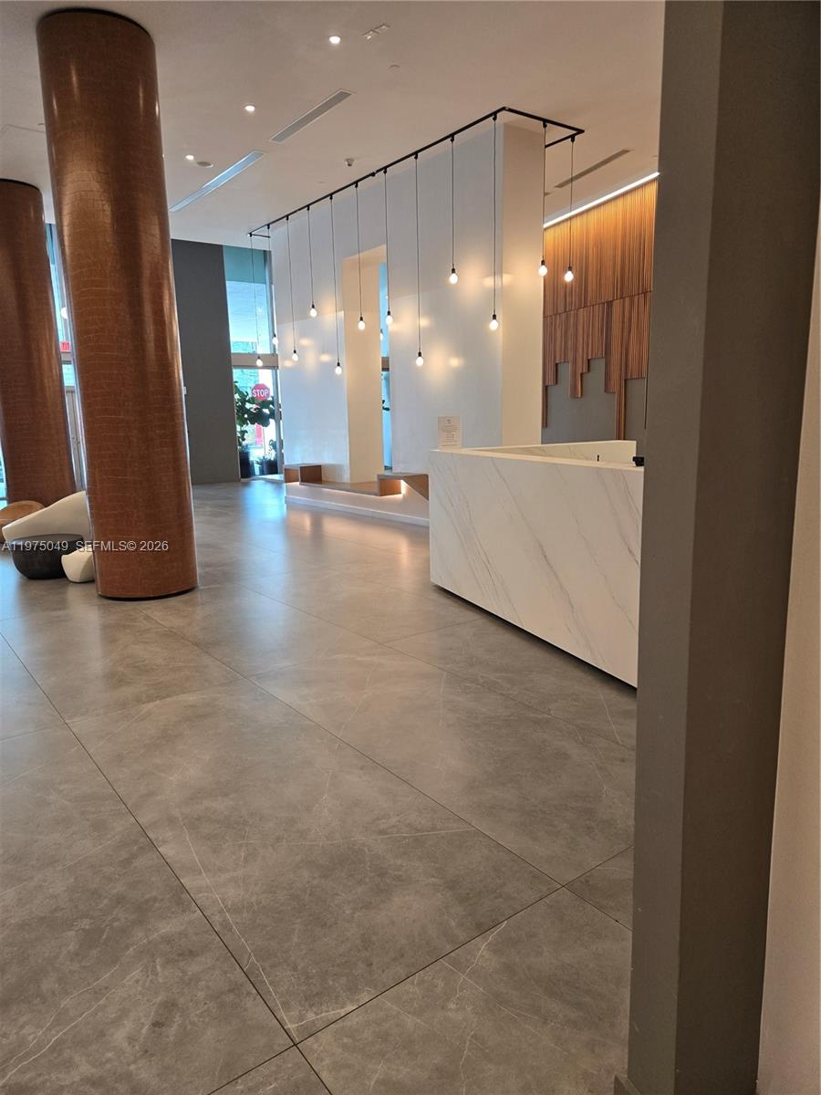 WIND CONDO - Residential