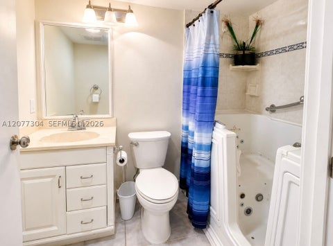 Tiny photo for 316 Southampton A #316, West Palm Beach, FL 33417 (MLS # A12077304)
