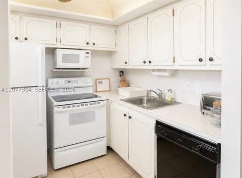 Tiny photo for 316 Southampton A #316, West Palm Beach, FL 33417 (MLS # A12077304)