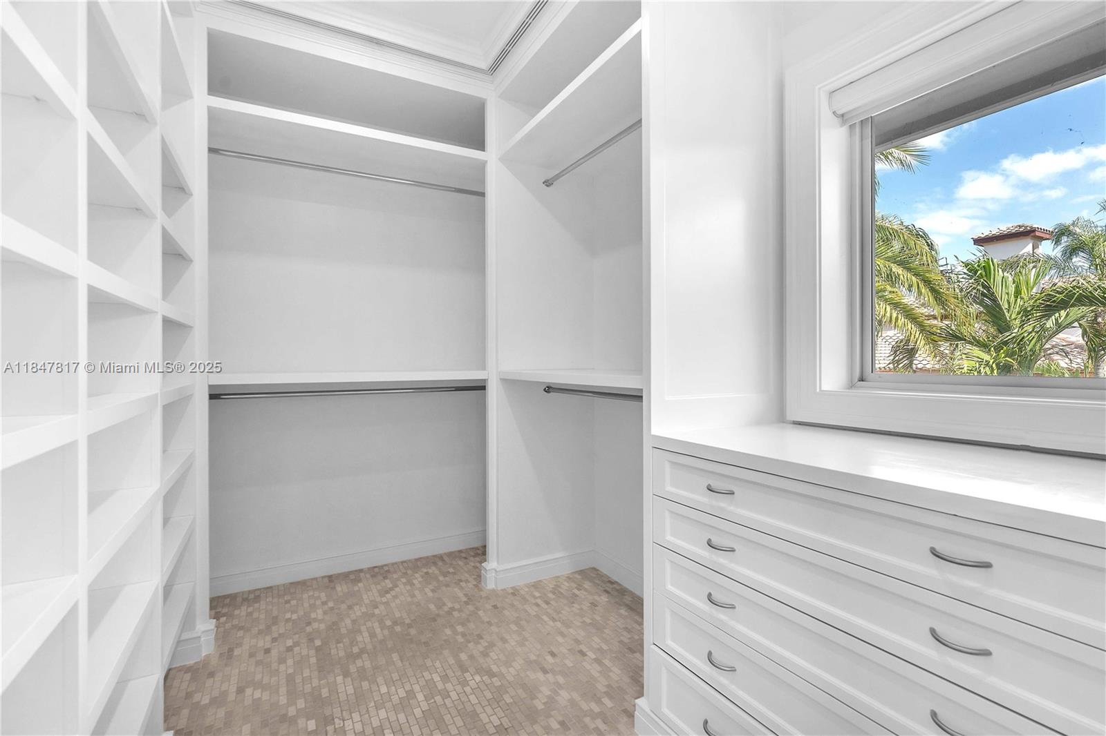 FIELDBROOK - Residential