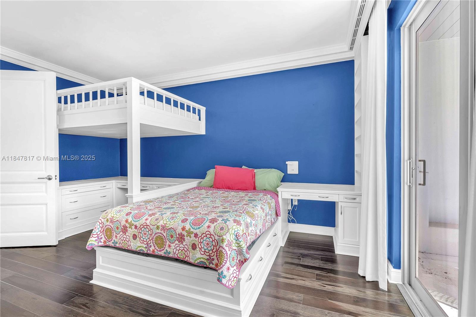 FIELDBROOK - Residential