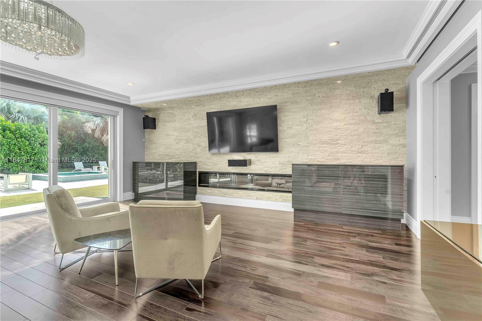 FIELDBROOK - Residential