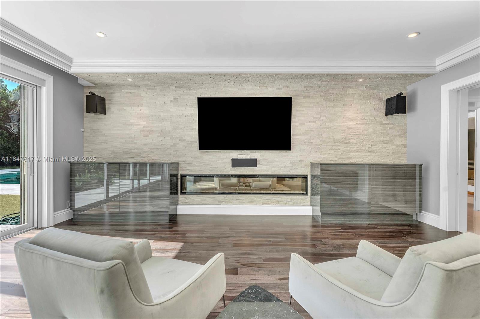 FIELDBROOK - Residential