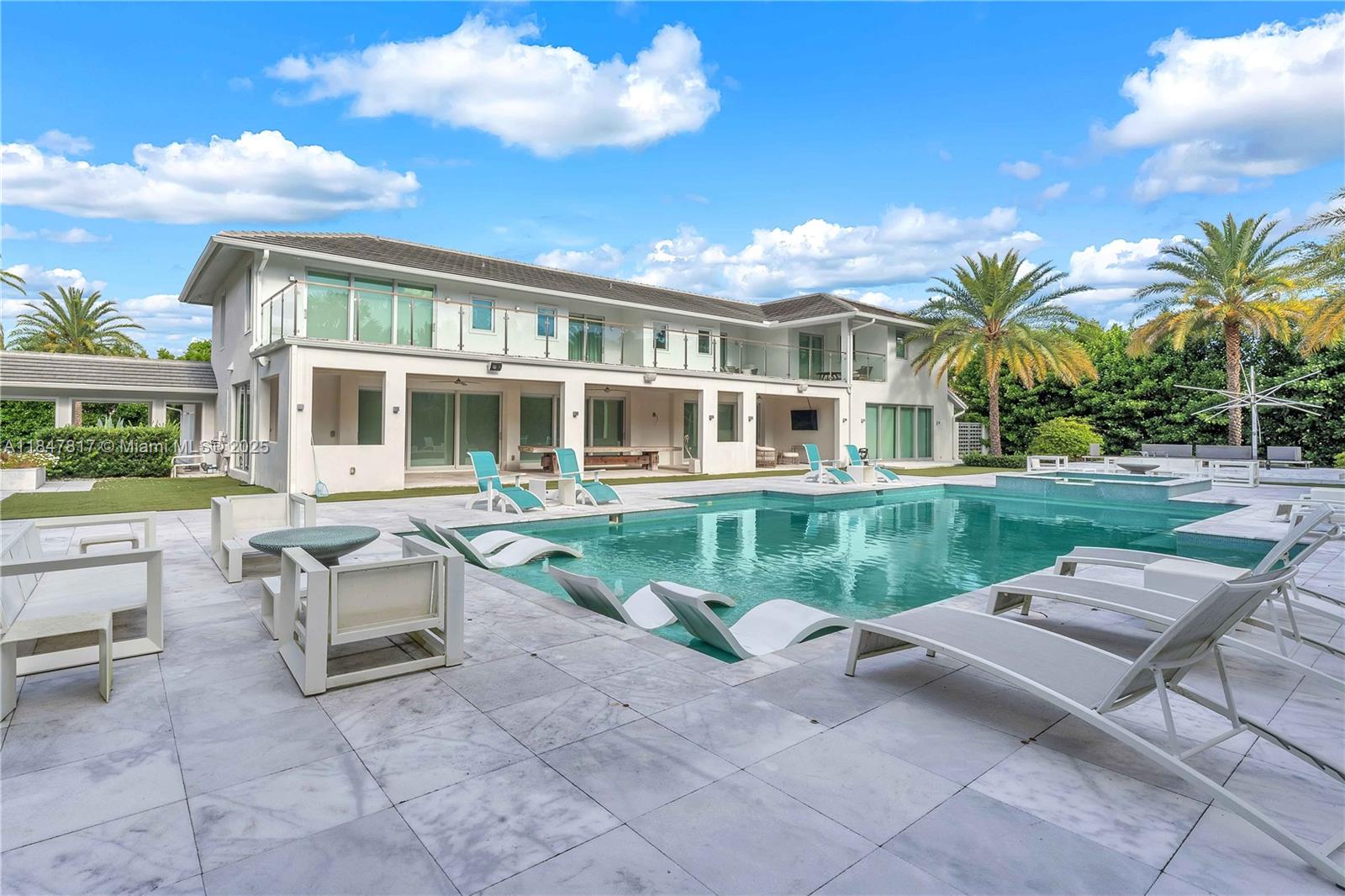 FIELDBROOK - Residential