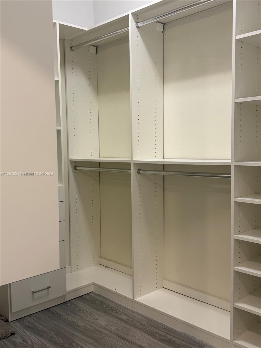LANDMARK AT DORAL CENTRAL - Residential