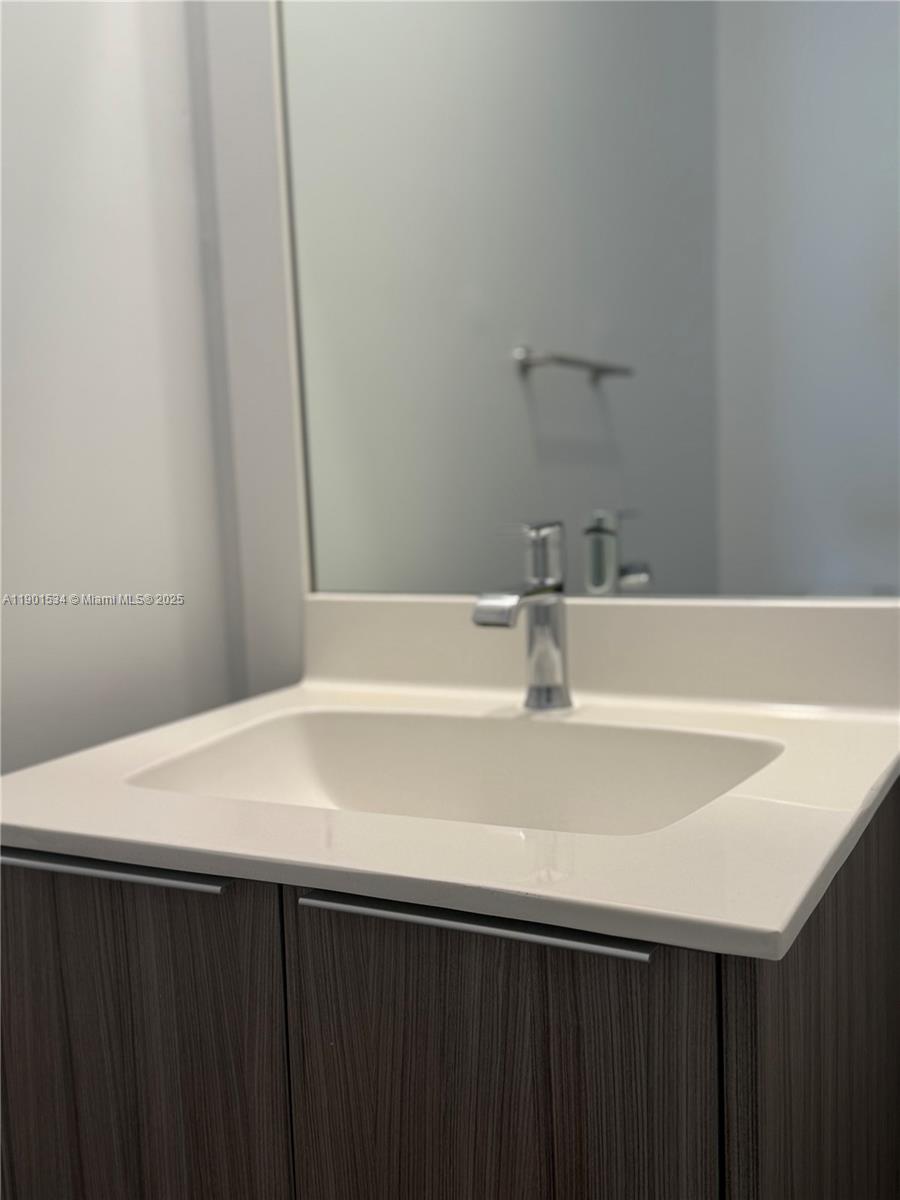 LANDMARK AT DORAL CENTRAL - Residential