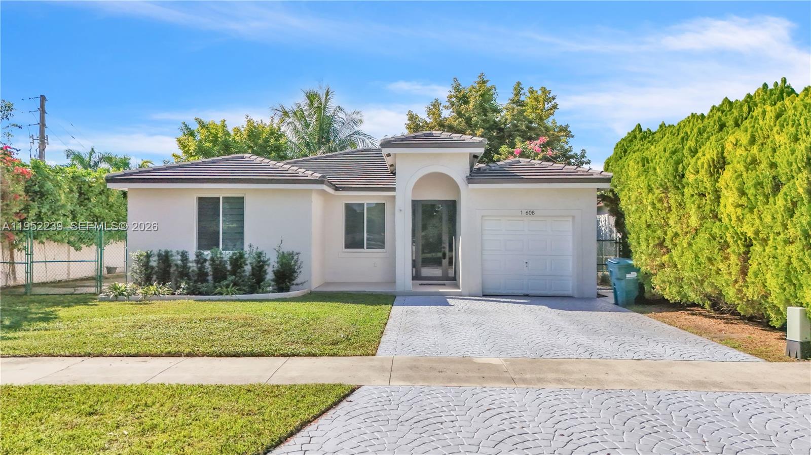 SIGNATURE GARDENS SUB - Residential