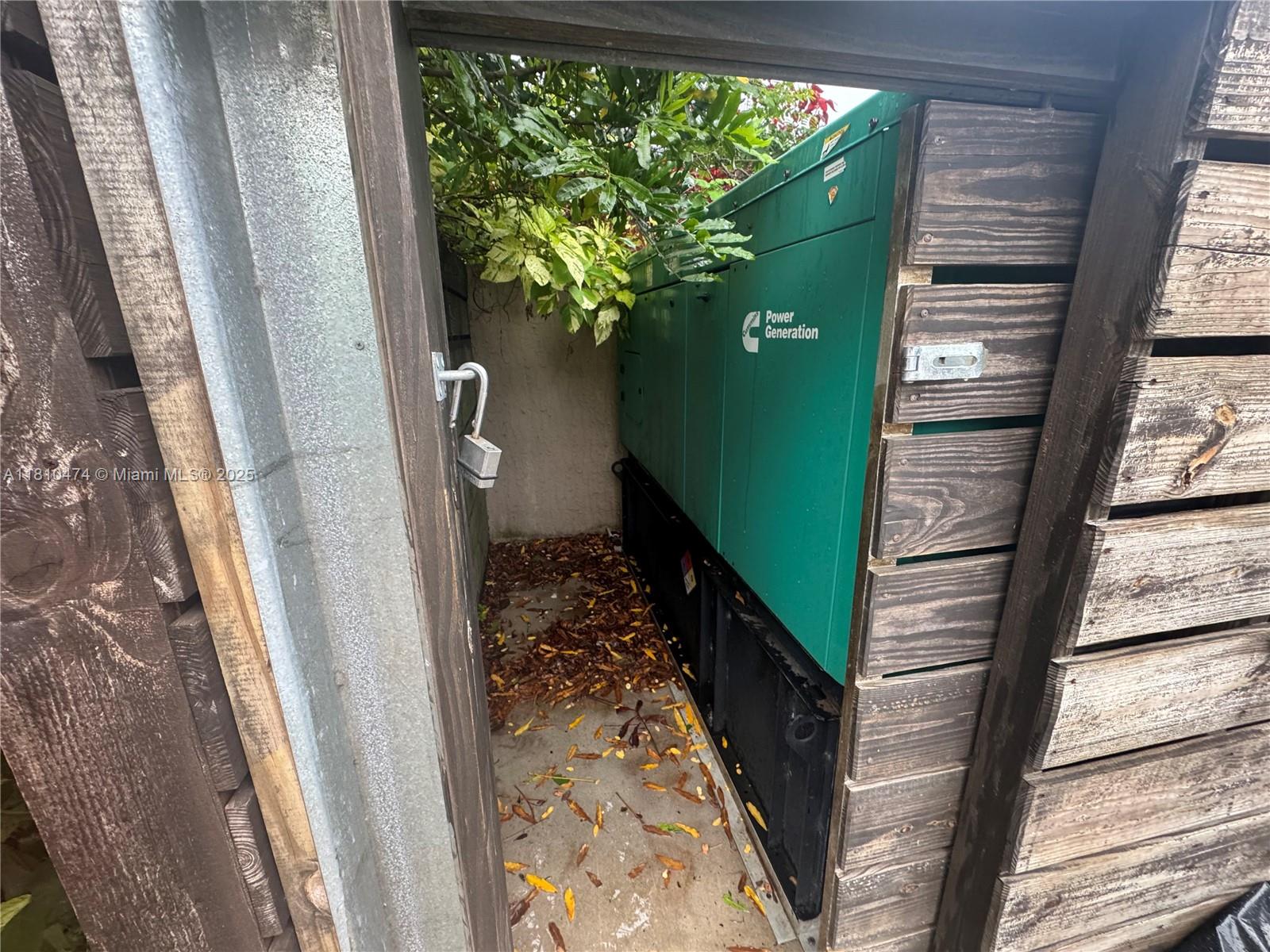 Redland Reef - Residential